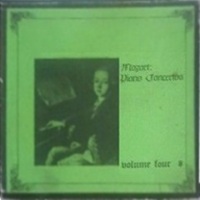 World Record Club : Barenboim - Mozart Concertos 20 & 23
